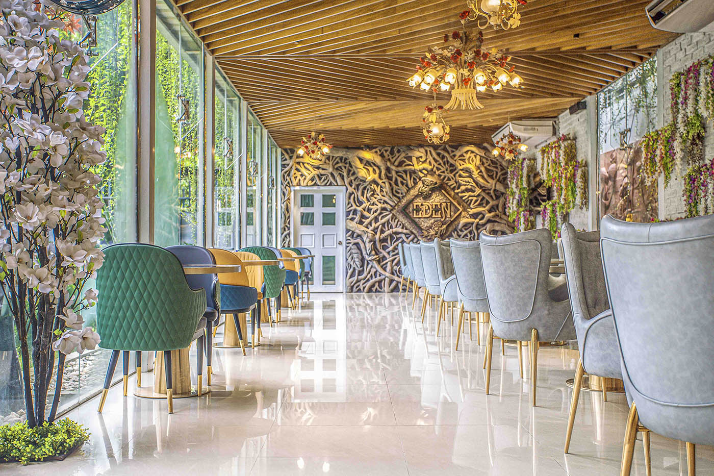 The Earthly Paradise Café Eden SHOWCASE