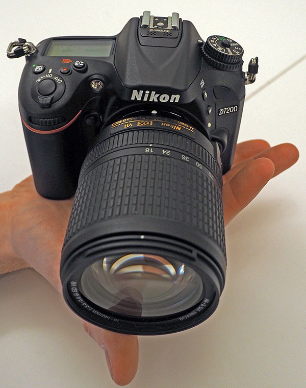 Nikon Unveils 24.2MP D7200 DSLR With Faster Image Processing Speed