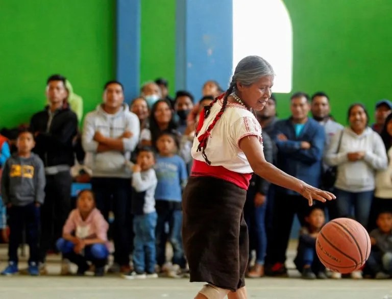 “Granny Jordan,” a 71yearold basketball player from Mexico, is now a