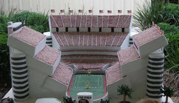 Texas A&M fans create an impressive Kyle Field wedding cake Sports