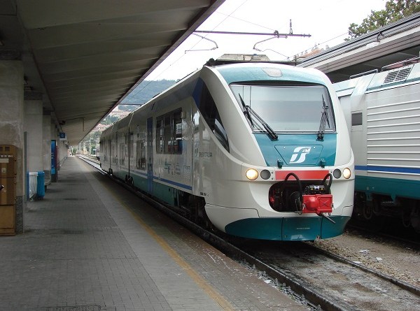 After you insert your debit card, you'll need to select deposit and then choose your account. metroferrovia - Sicilians