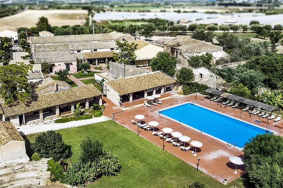 Noto wheelchair users accessible hotel Sicily disabled