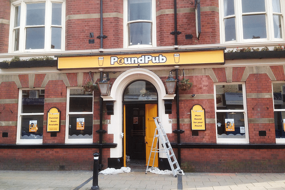 There’s A New ‘One Pound Pub’ Chain Set To Open in Manchester Sick