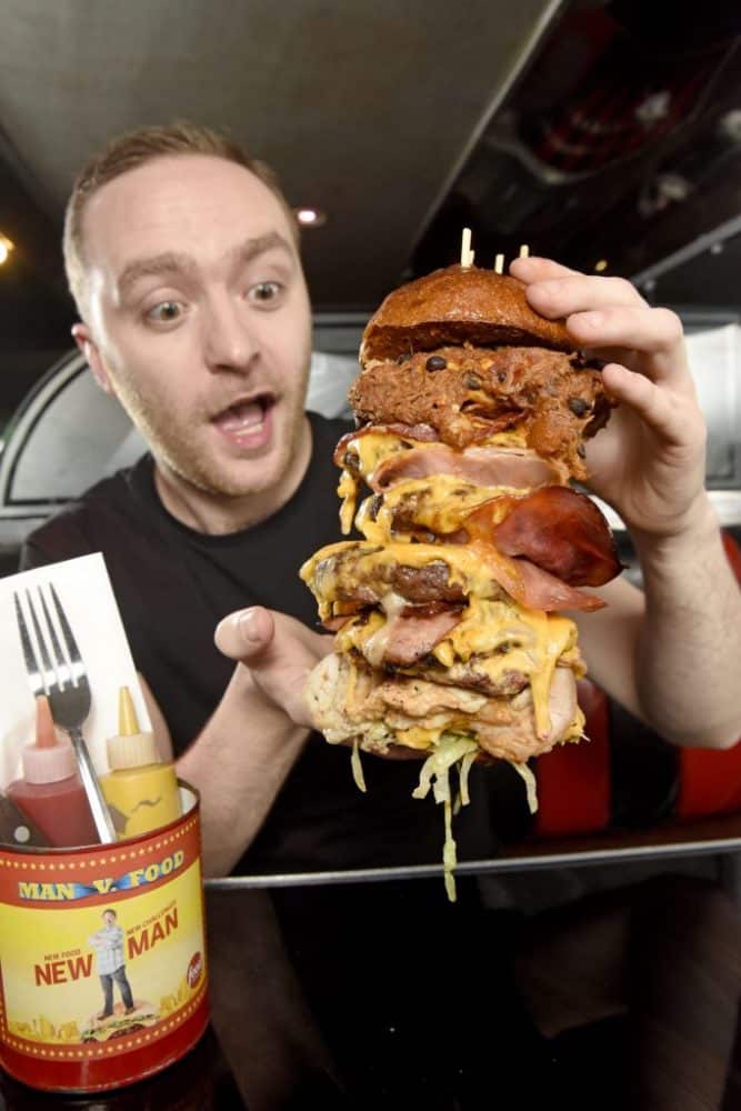 An Official 3kg Man Vs Food Burger Is Coming To The UK Sick Chirpse(017)