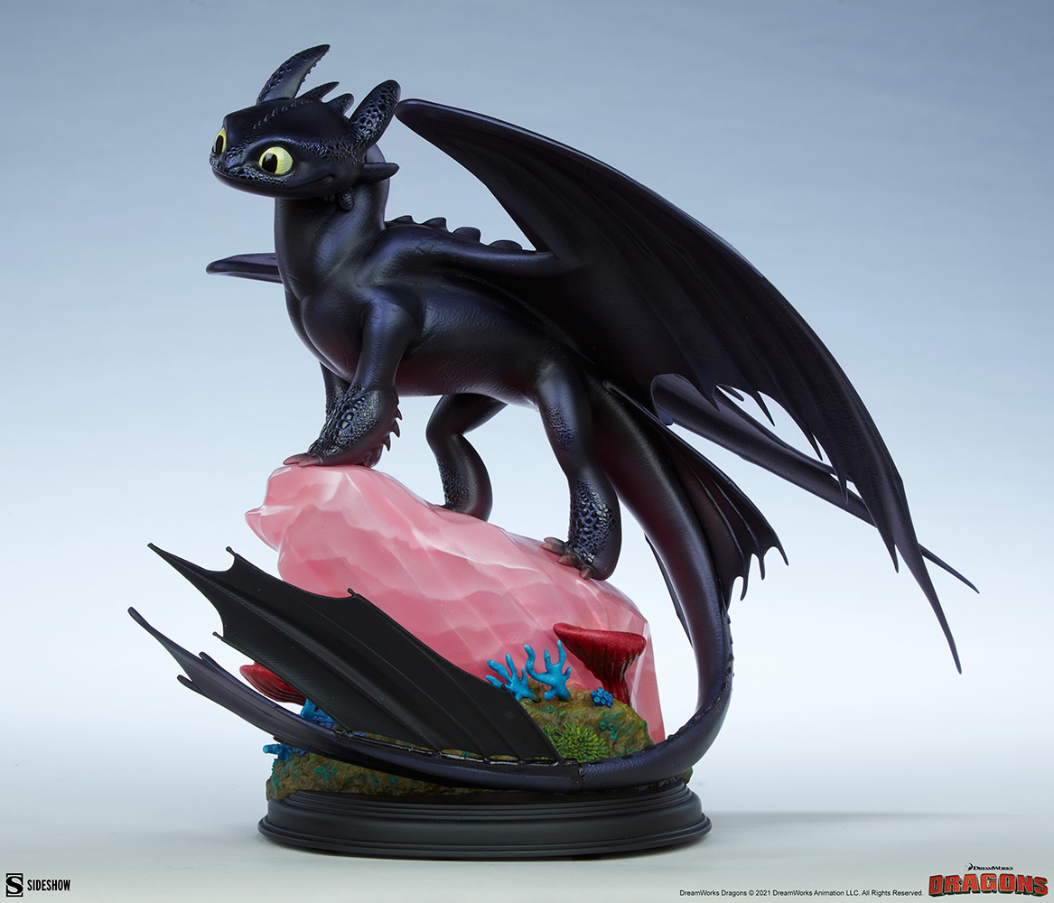 The Toothless Statue How To Train Your Dragon The Hidden World
