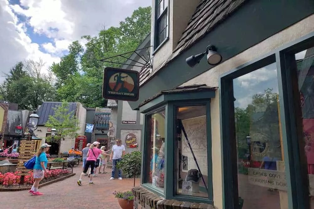 Top 3 Outdoor Sporting Stores in Gatlinburg TN