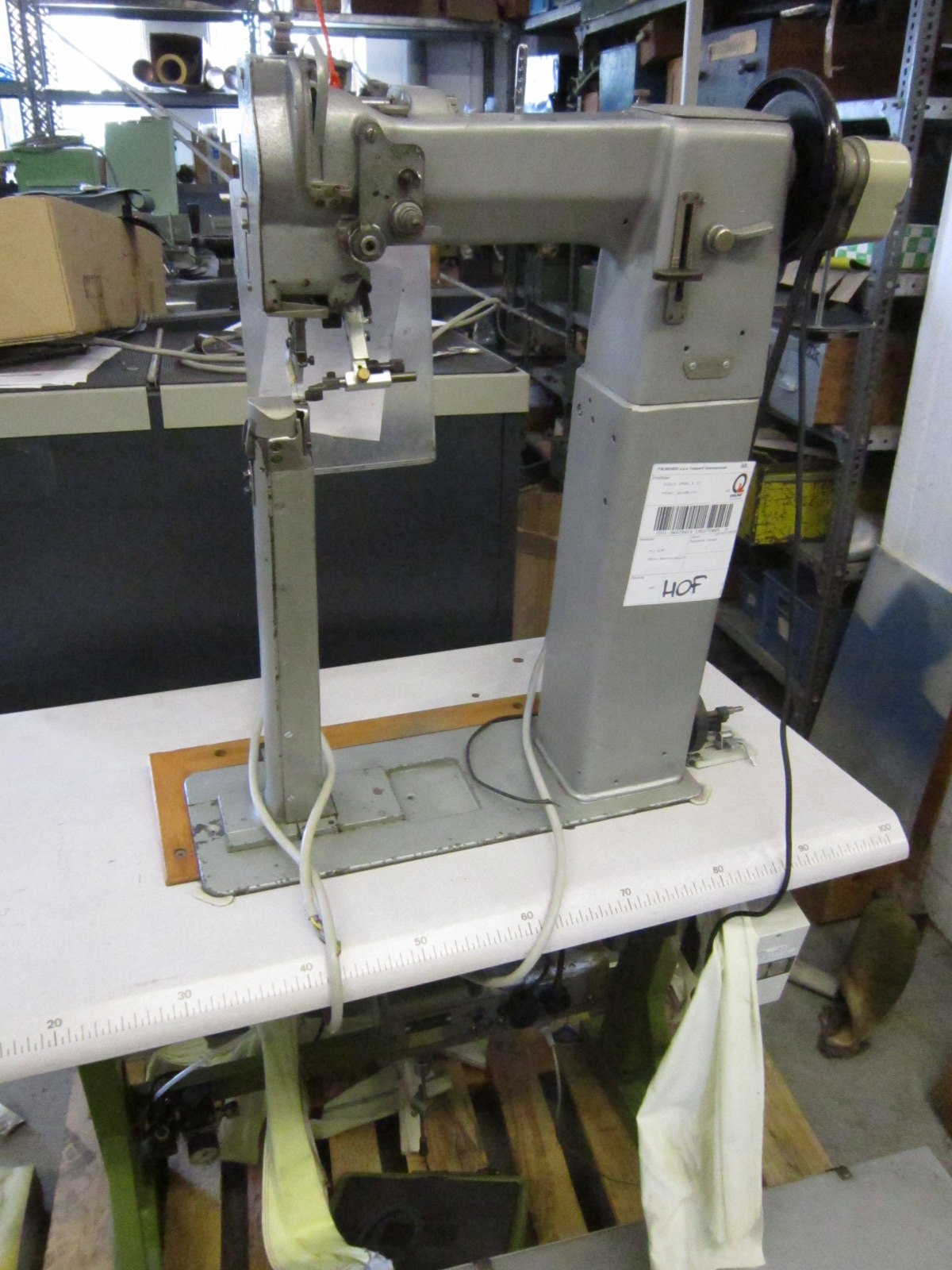 Sieck ADLER Kl. 684573 left standing high post bed sewing machine with triple transport, on