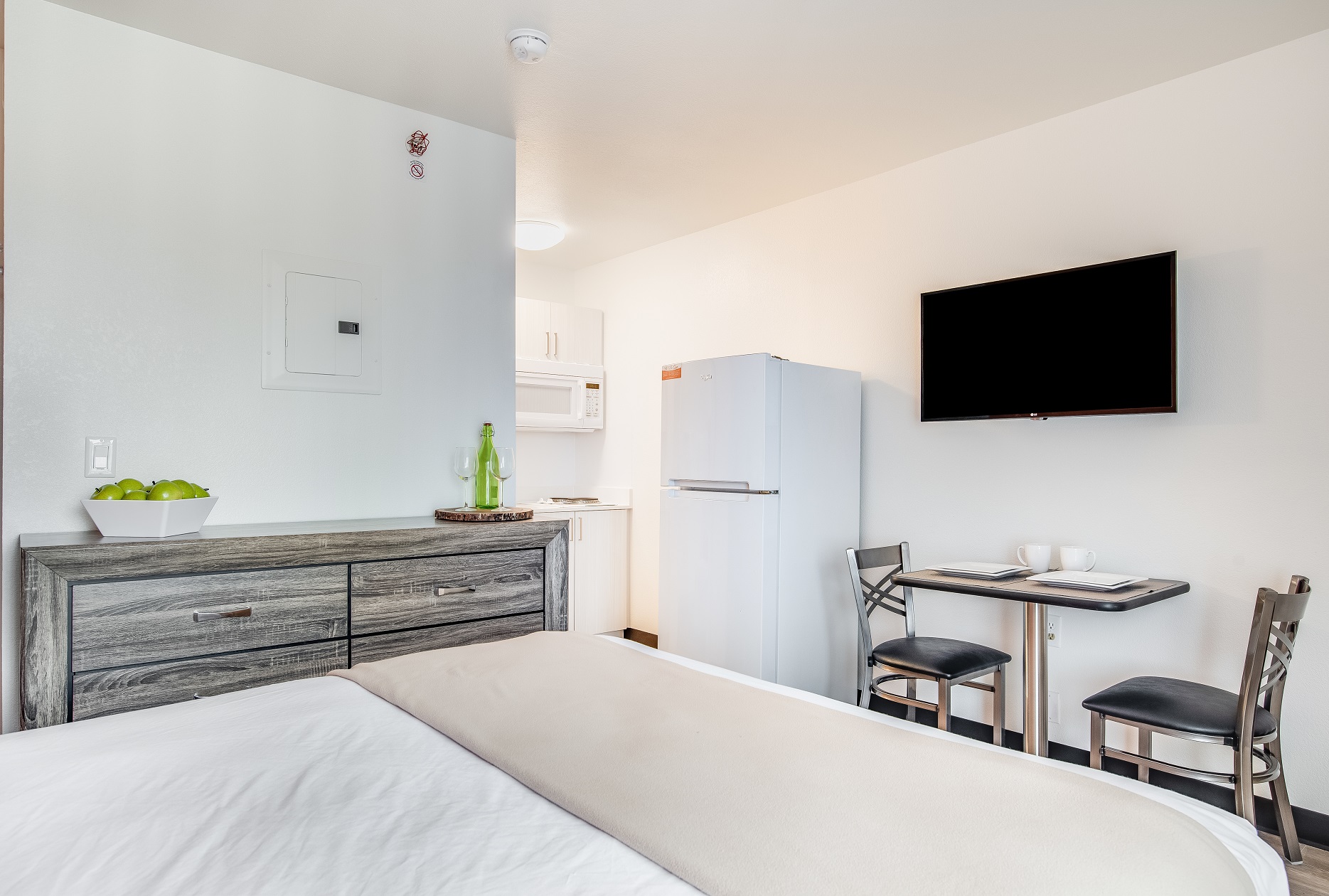 Weekly Apartment Rentals