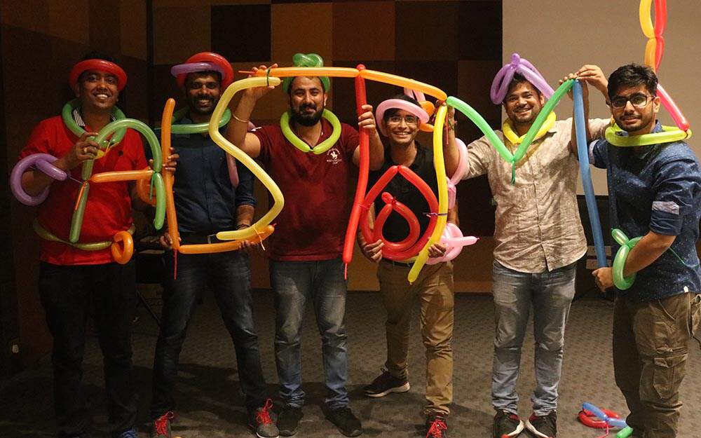 Balloon Games and Activities for Team Building Sieger Group