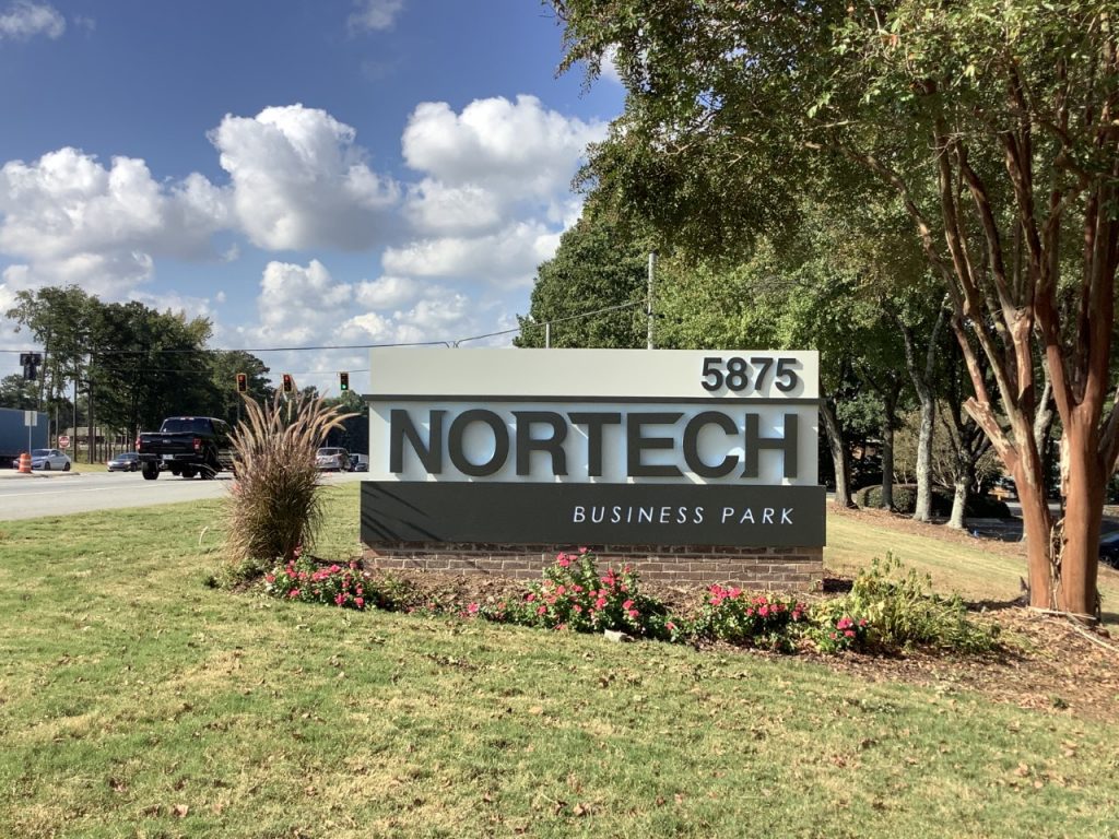 Sign Company in Duluth to get noticed Signs of Intelligence