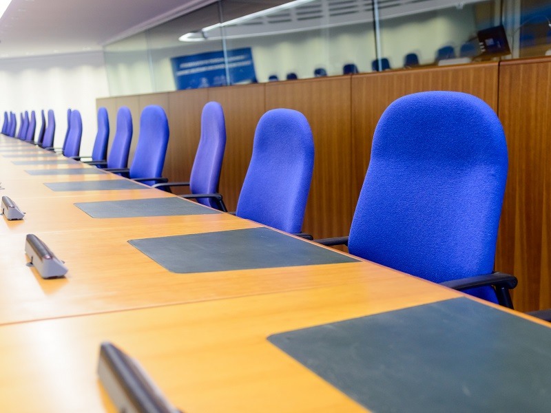 EC Google, Facebook and Twitter way behind on effort to fight ‘fake news’