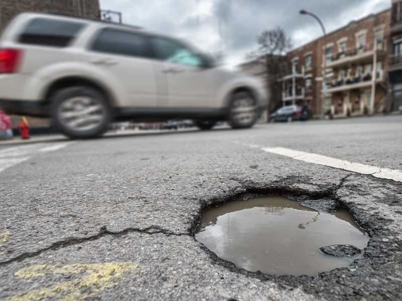 Researchers propose ecofriendly pothole fix using unlikely material