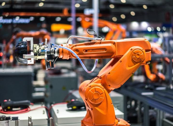 Digital twins How they can help scale up industrial robotics AI