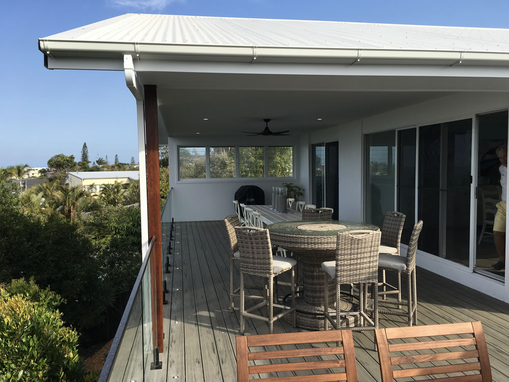 Deck & Roof Extension Sunrise Silk Design and Construct