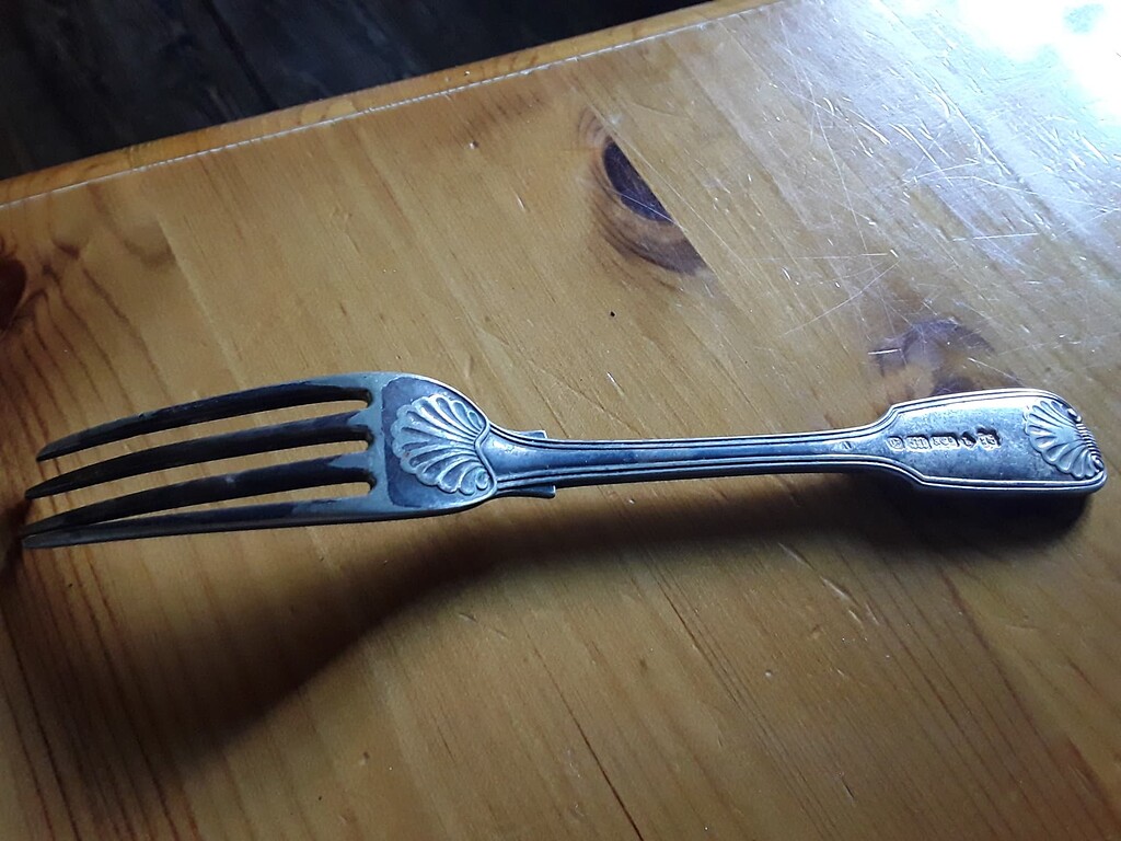 Help with this fork please Identification Help What is it? Silver