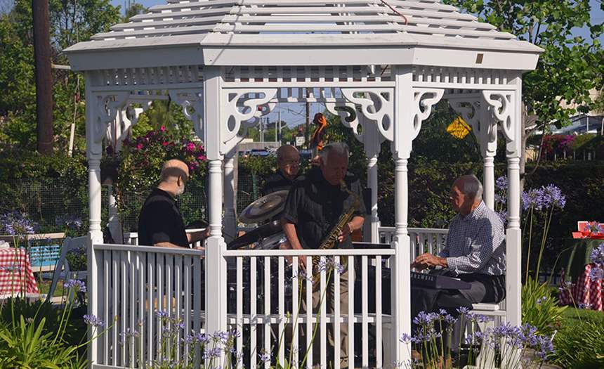 Memory Care Community Near Newport Beach, CA Silverado