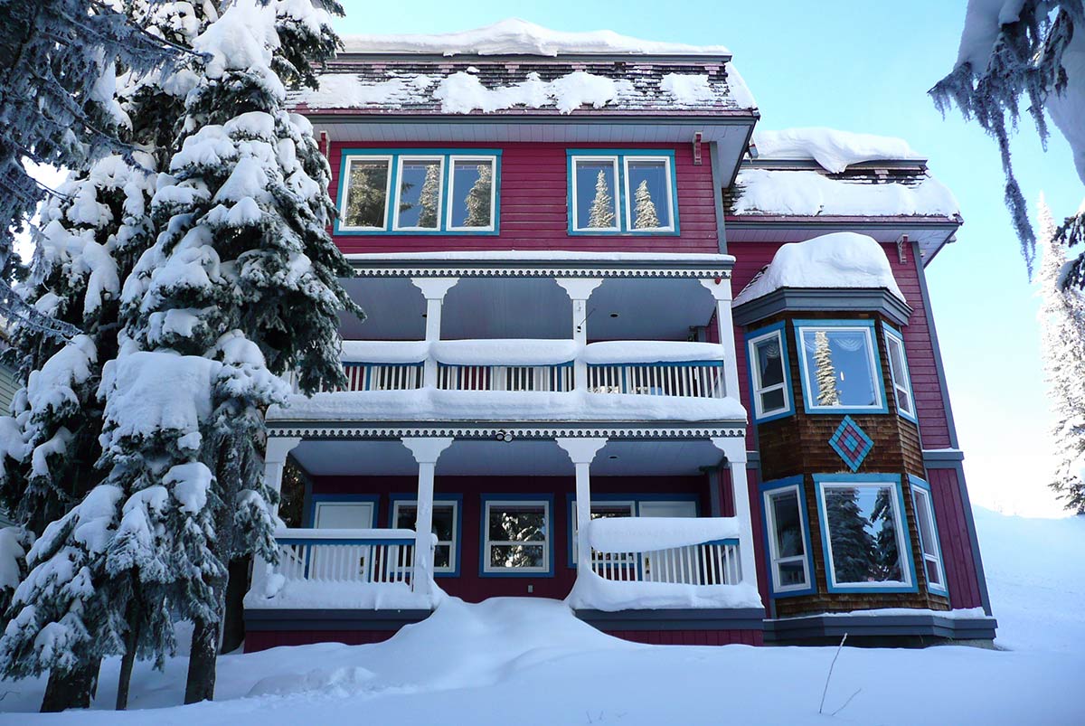 Okanagan Real Estate December/January 2017 Silver Star Properties