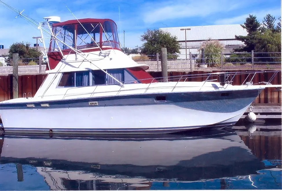 Silverton Boats Express Cruisers, Aft Cabin & Convertible Yachts