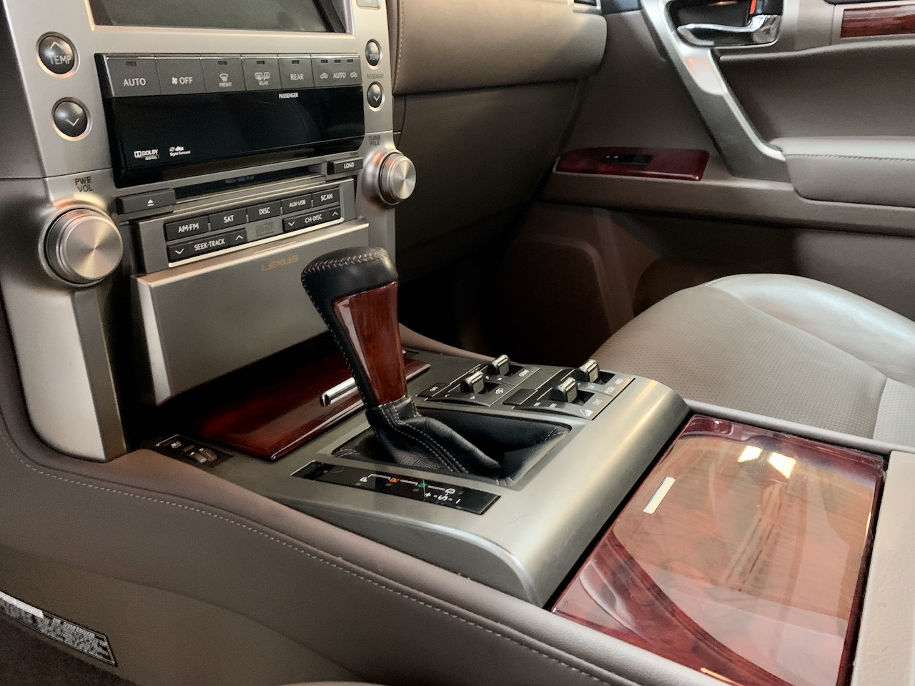 2012 Lexus GX460 Air Supension, Ventilated Seats, TV/DVD Remote Starter No Accident Silverzinc