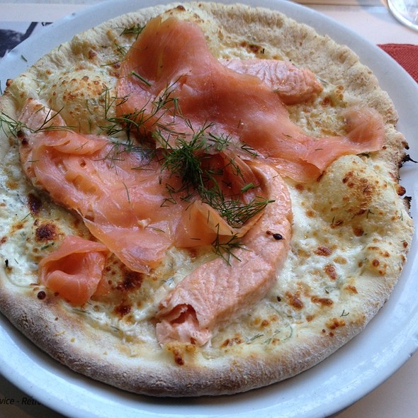 Pizza al Salmone Silvio Cicchi