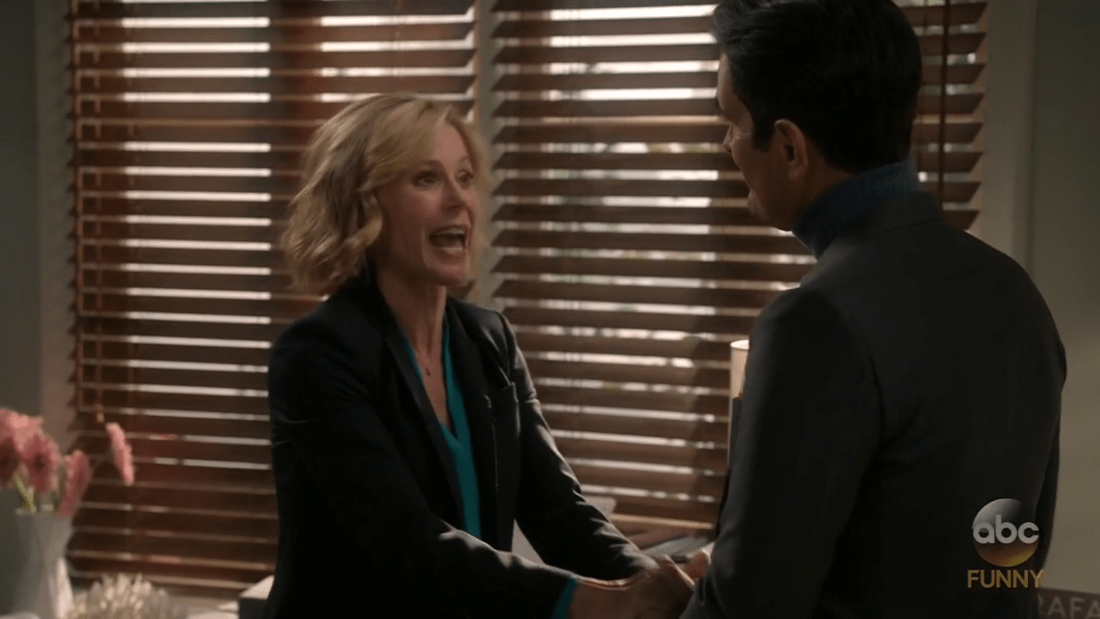 Modern Family Season 8 Review Movie Reviews Simbasible