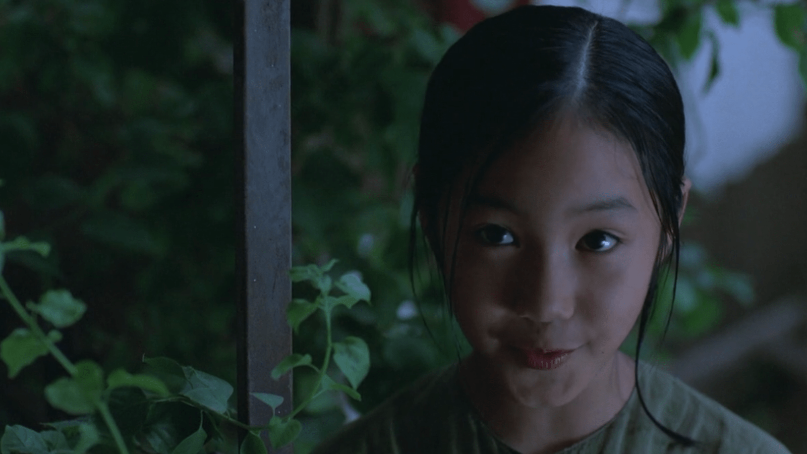 The Scent of Green Papaya Movie Review Movie Reviews Simbasible