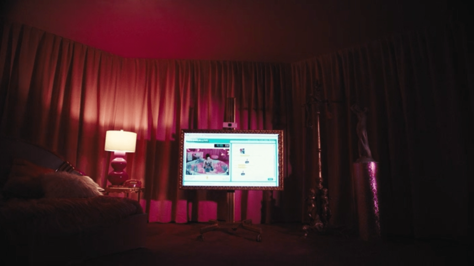 Cam (2018) Movie Reviews Simbasible