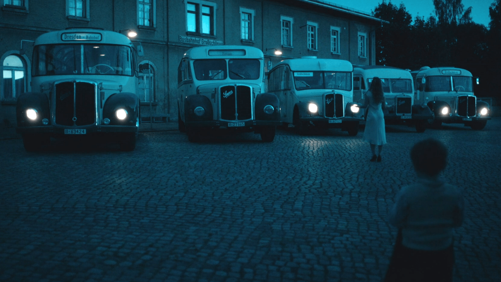 Never Look Away Movie Review Movie Reviews Simbasible