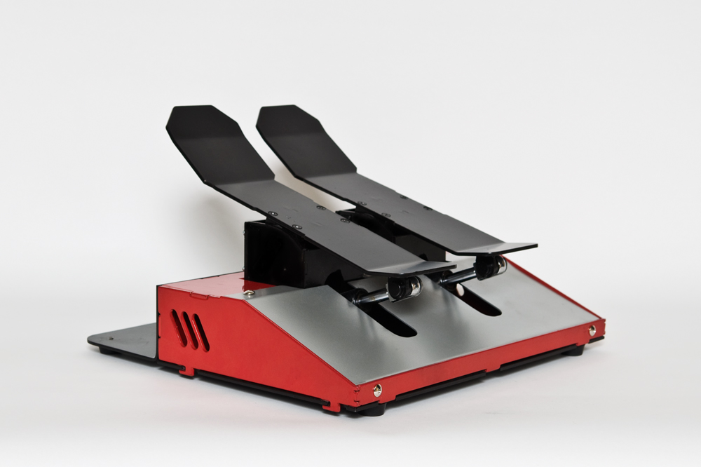 Simlog Announces New Pedal Controls for Hydraulic Excavator Personal