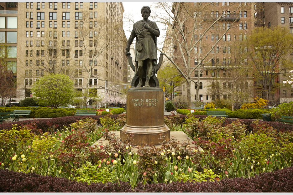 Special places in New York visit The Players Club