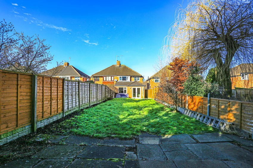 3bedroom semidetached house for sale in Mountjoy Crescent, Solihull