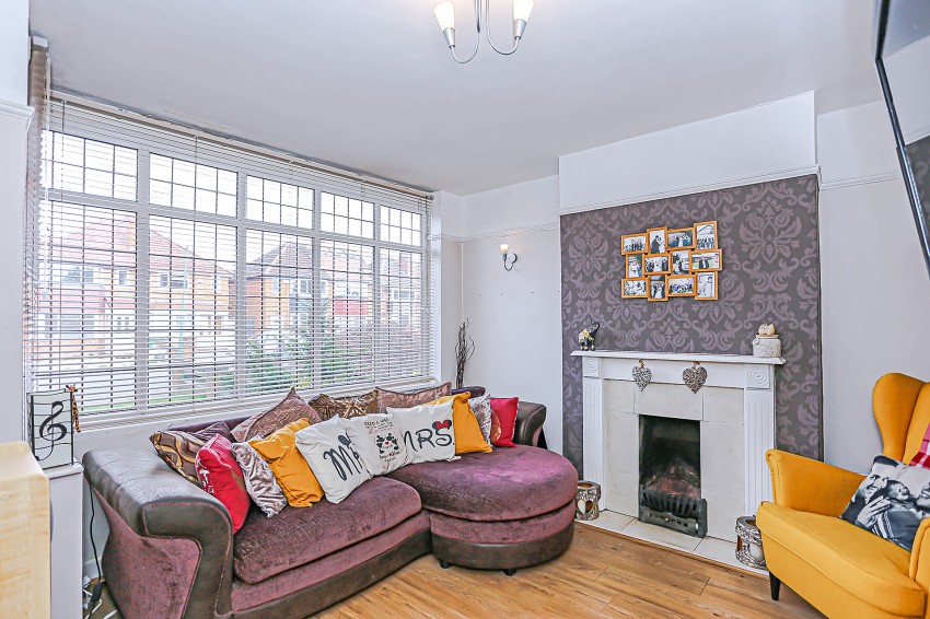 3bedroom semidetached house for sale in Redlands Road, Solihull