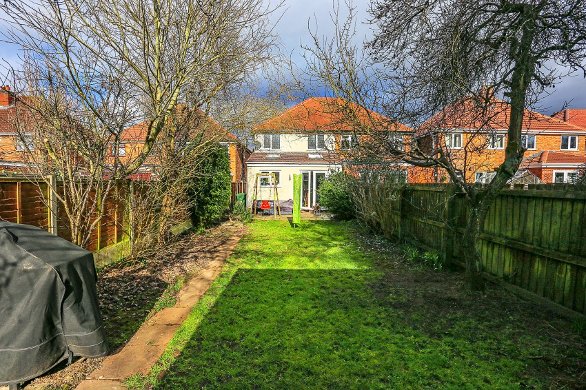 3bedroom semidetached house for sale in Redlands Road, Solihull