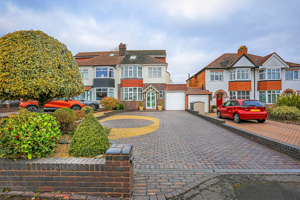 4bedroom semidetached house for sale in The Close, Solihull
