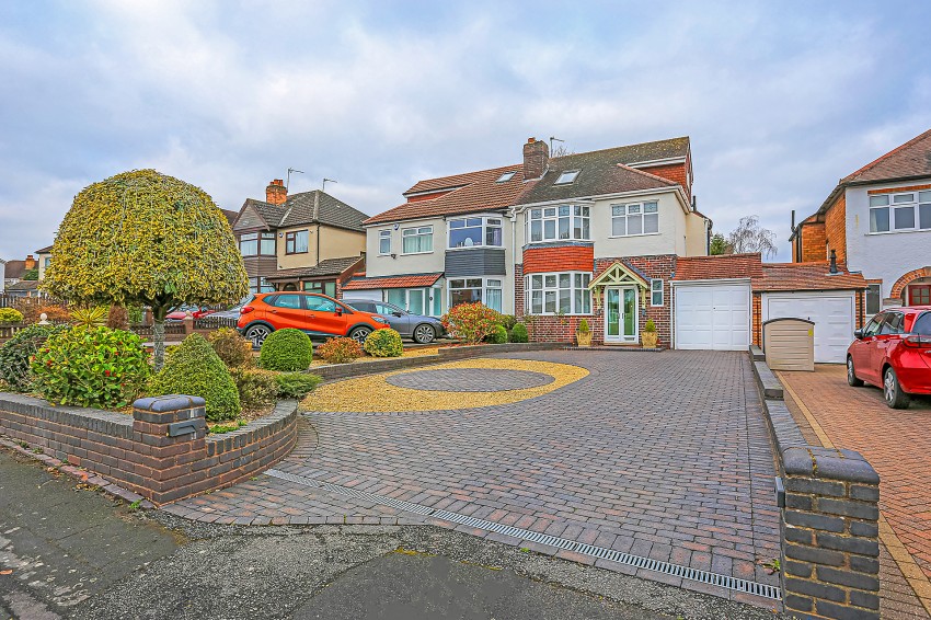 4bedroom semidetached house for sale in The Close, Solihull