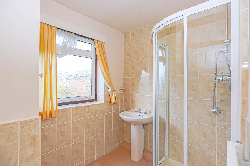 3bedroom semidetached house for sale in Lode Lane, Solihull