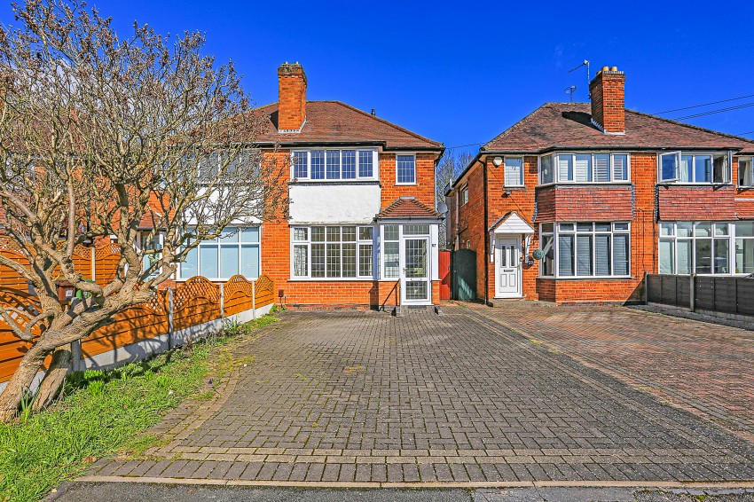3bedroom semidetached house for sale in Redlands Road, Solihull