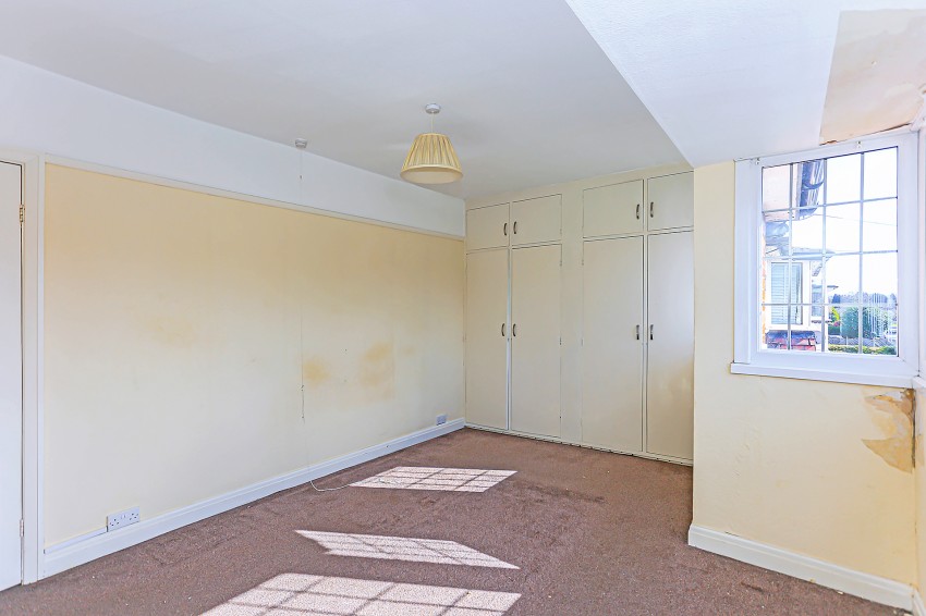 3bedroom semidetached house for sale in Redlands Road, Solihull