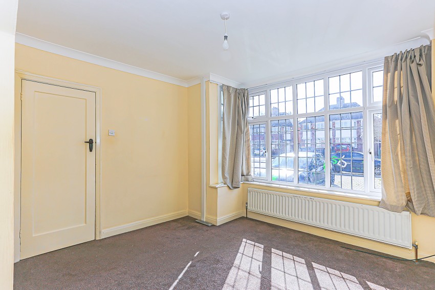 3bedroom semidetached house for sale in Redlands Road, Solihull