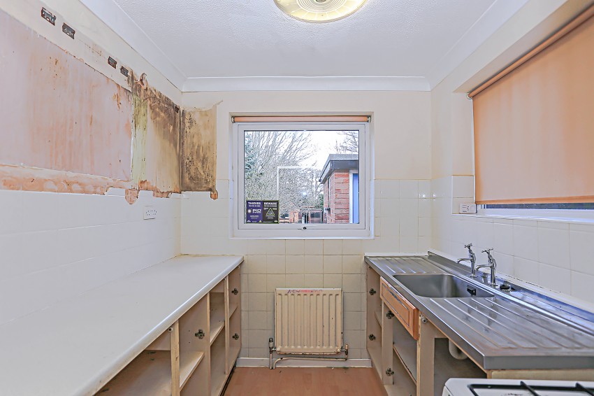 3bedroom semidetached house for sale in Redlands Road, Solihull
