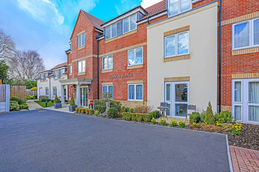 1bedroom apartment for sale in Eleanor Lodge, 24 Station Road, Knowle