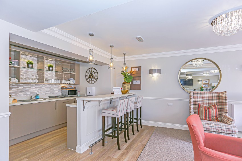 1bedroom apartment for sale in Eleanor Lodge, 24 Station Road, Knowle