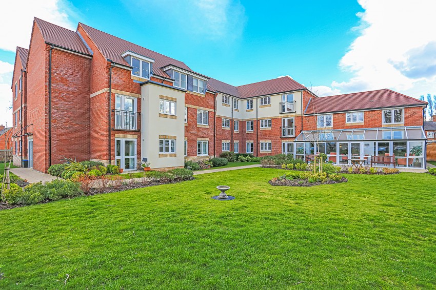 1bedroom apartment for sale in Eleanor Lodge, 24 Station Road, Knowle