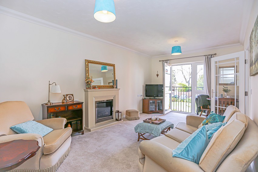 1bedroom apartment for sale in Eleanor Lodge, 24 Station Road, Knowle