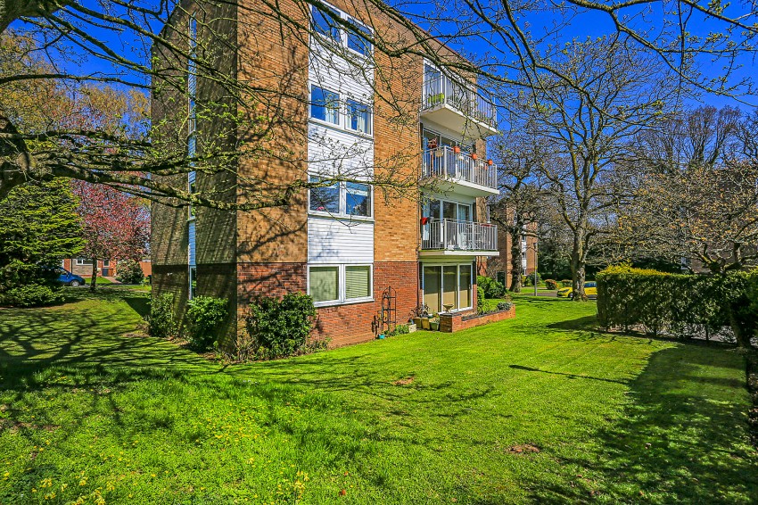 2bedroom apartment for sale in Mallards Reach, Solihull