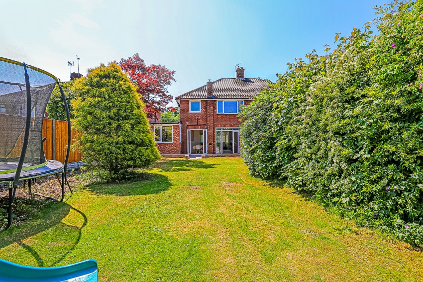 3bedroom semidetached house for sale in Henley Crescent, Solihull