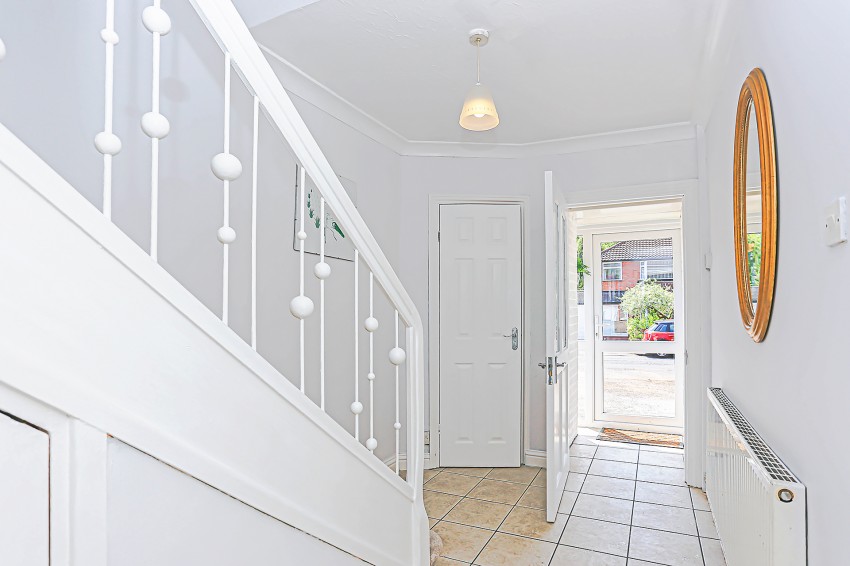 3bedroom semidetached house for sale in Henley Crescent, Solihull