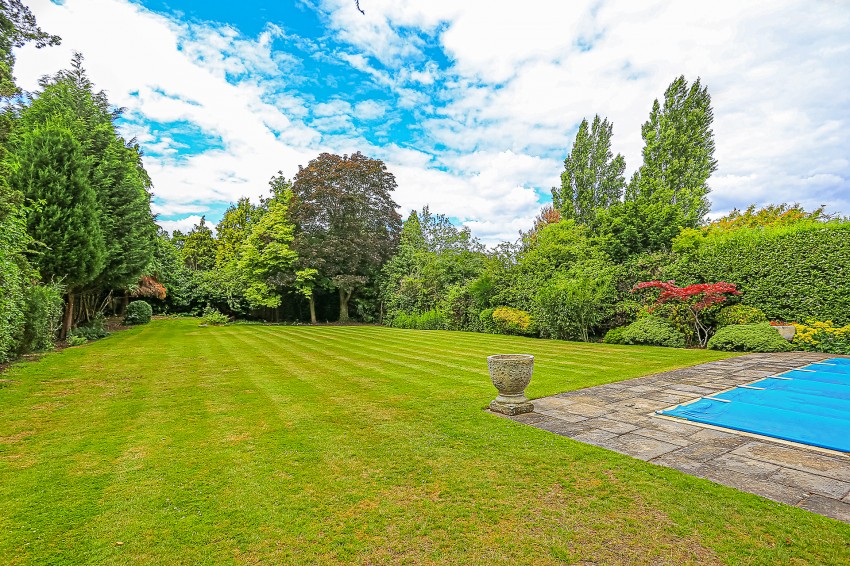 5bedroom detached house for sale in Widney Manor Road, Solihull