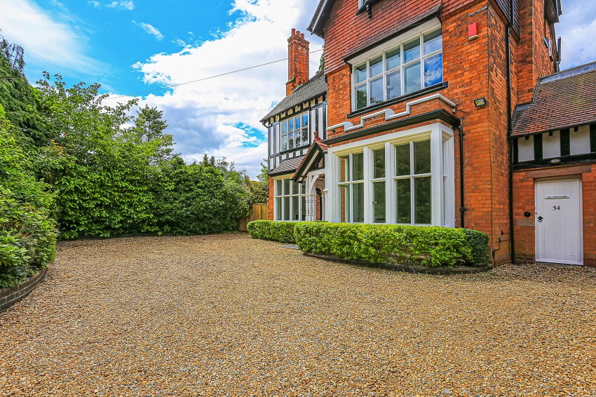 5bedroom detached house for sale in Widney Manor Road, Solihull