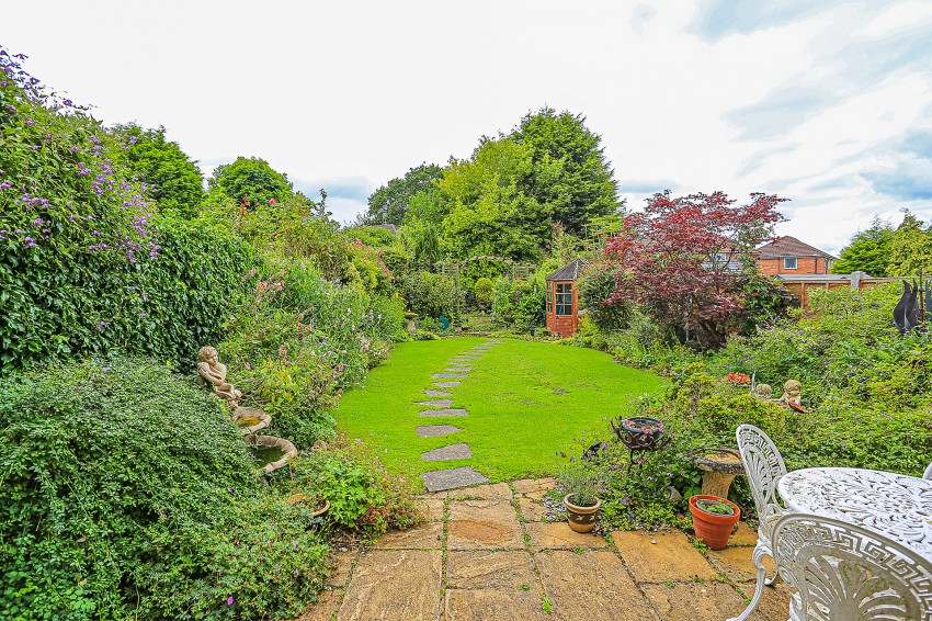 3bedroom semidetached house for sale in Merevale Road, Solihull